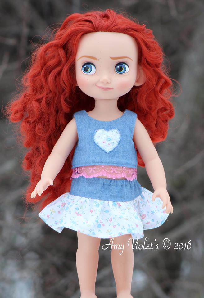 Make diy doll clothes for princess animators dolls with easy to sew PDF patterns from OhSewkat!  Free skirt pattern and lots of styles for your 16 inch dolls. Print at home, sewing pattern tutorials for simple outifits and fashions.  #animators #freepattern #dollclothes