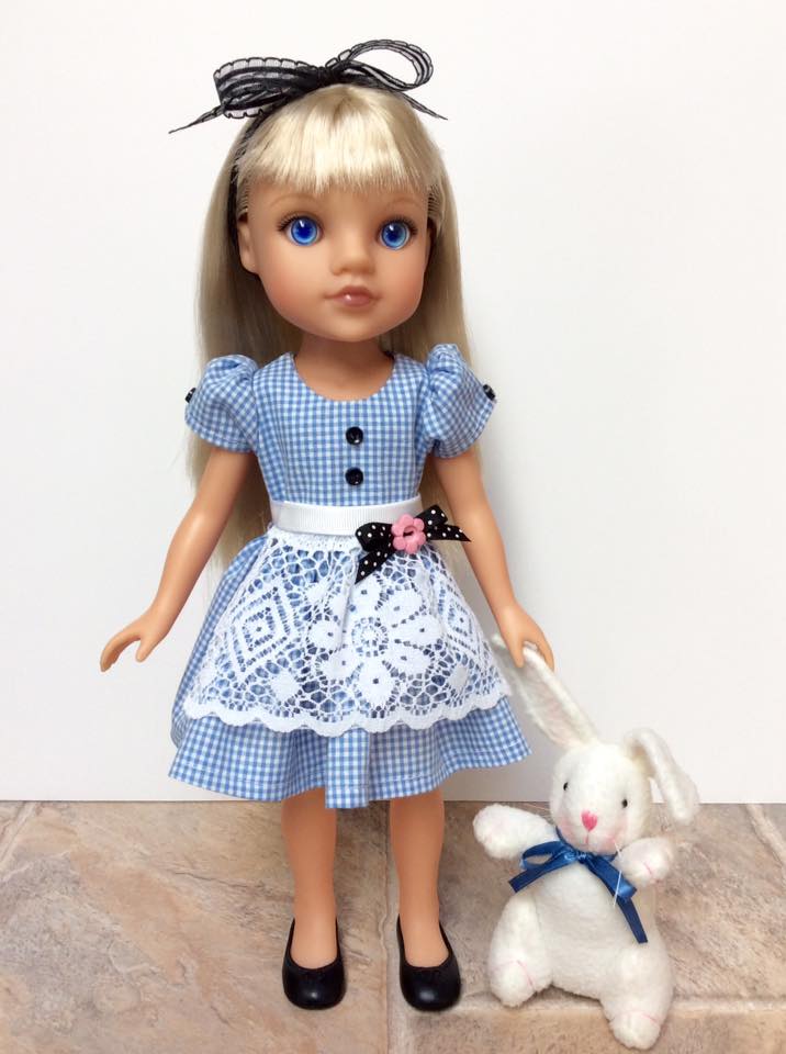 Sugar n Spice dress for wellie wishers doll clothes sewing pattern by oh sew kat #aliceinwonderland #heartsforhearts #ohsewkat #sewingpattern