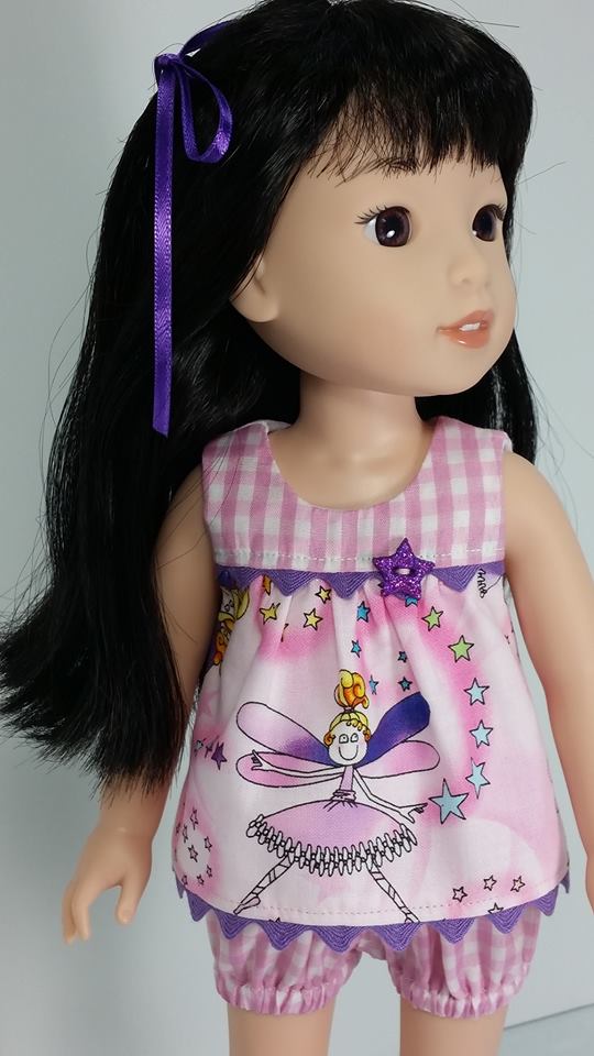 Easy sewing patterns to DIY doll clothes for 18 inch dolls like American Girl, Our Generation. #ohsewkat #bloomerbuddies #sewingpattern #18inchdolls