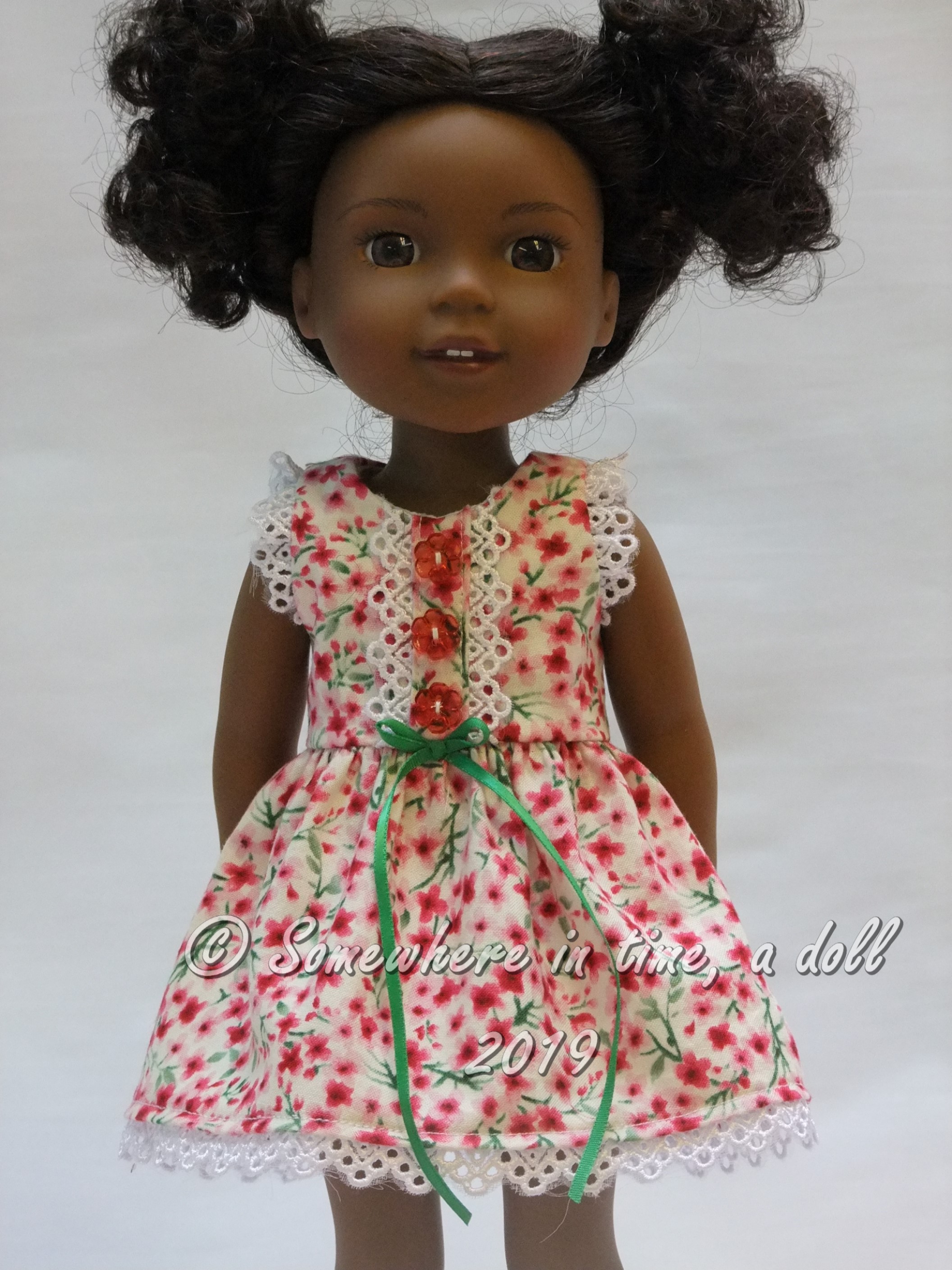 Make a pretty sundress for your 14.5 inch dolls like Welliewishers and Gliter Girls with this Spring Shine Dress sewing PDF sewing pattern by Oh Sew Kat! Faux placket and flutter sleeves, make it a dress or a simple top. Easy to sew pattern for beginners.