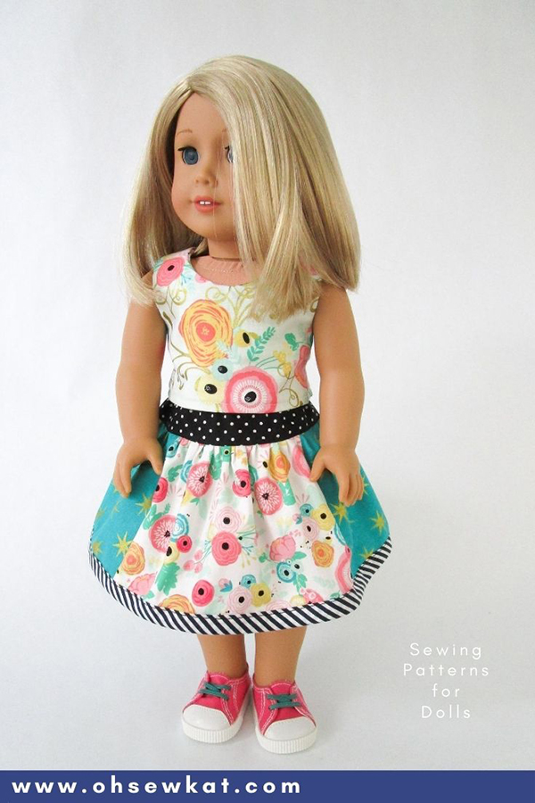 Make a ruffled twirl skirt for 18 inch dolls like American Girl with this easy tutorial by Oh Sew Kat! More PDF Sewing patterns for dolls available!